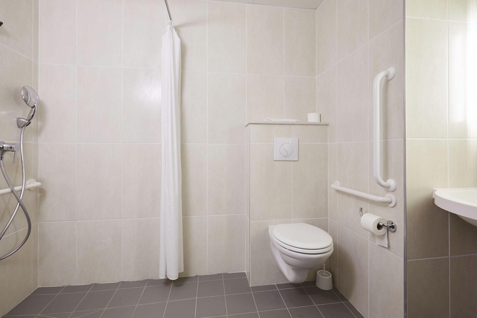 B&B Hotel Lille Tourcoing Centre Dış mekan fotoğraf