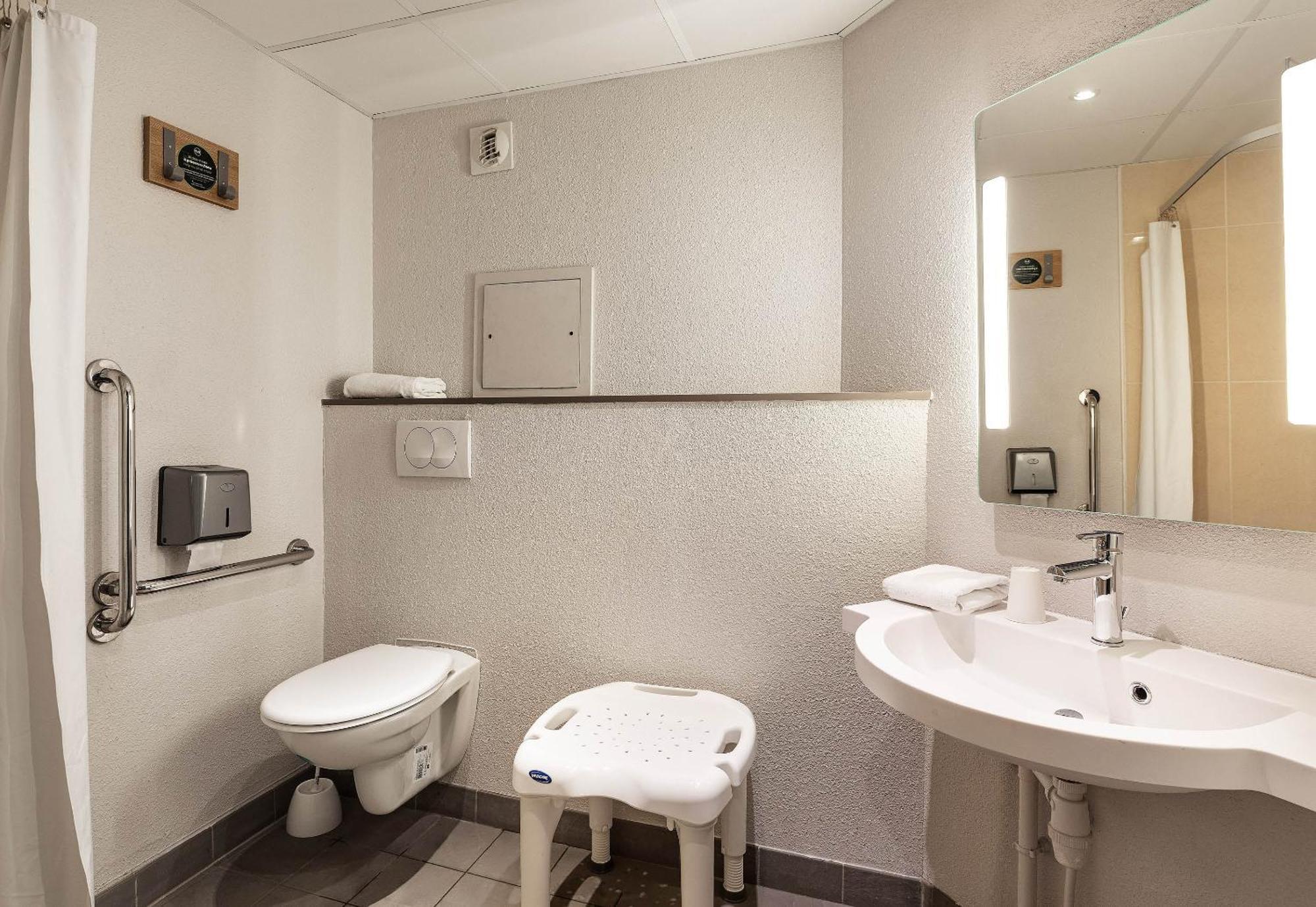 B&B Hotel Lille Tourcoing Centre Dış mekan fotoğraf